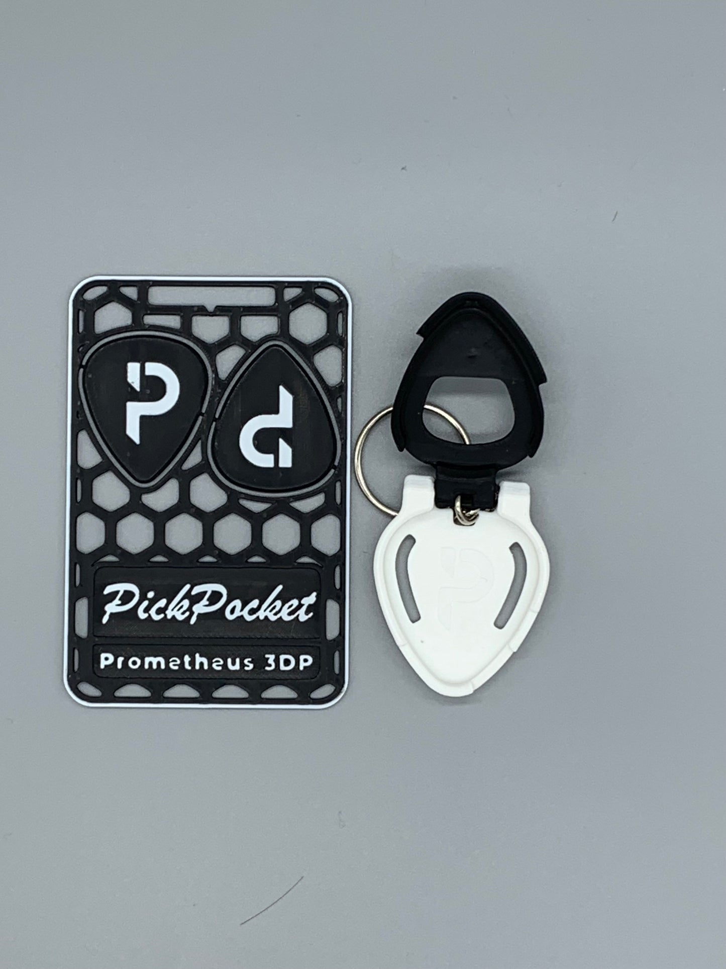 PickPocket - Black & White