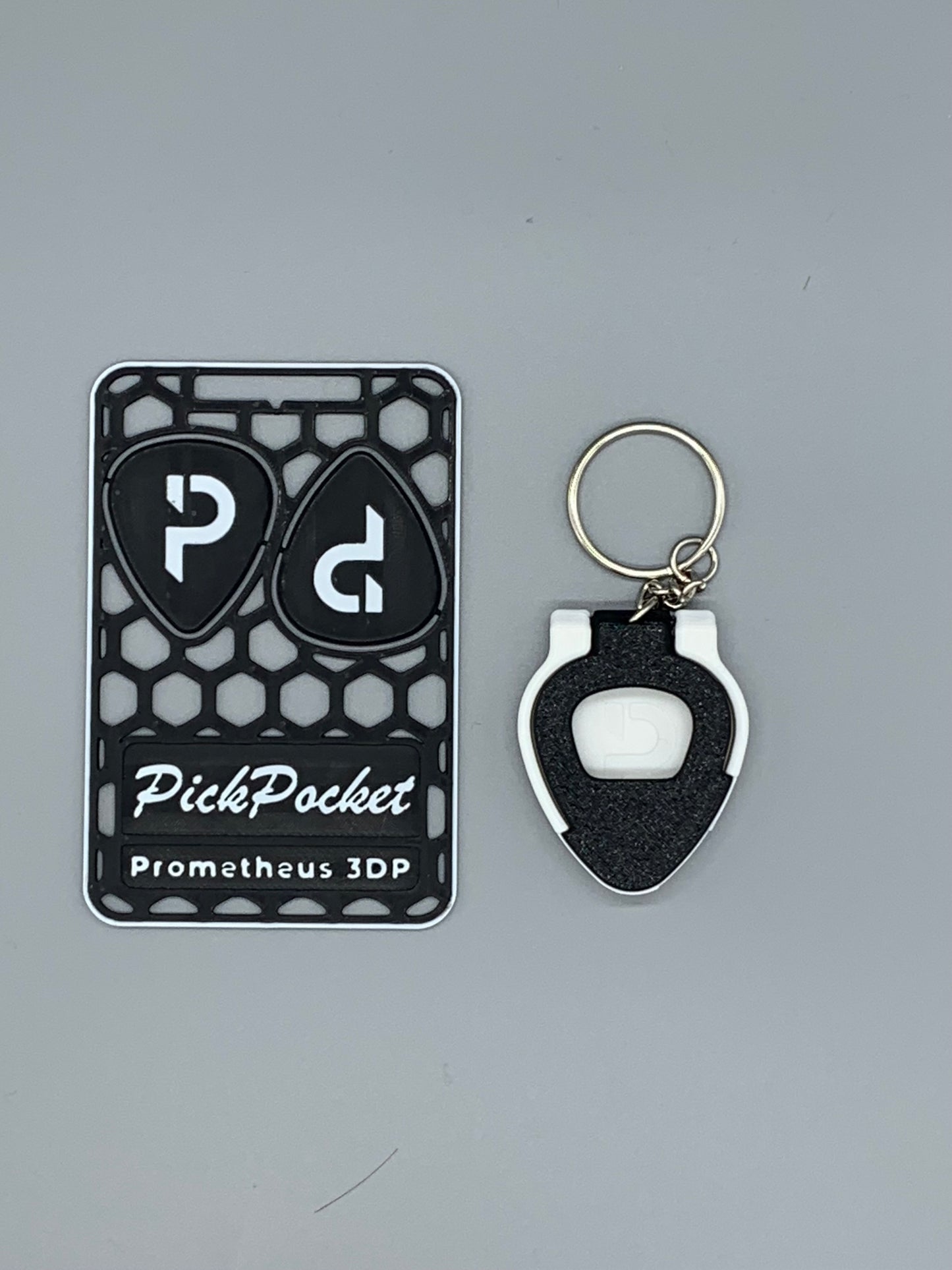 PickPocket - Black & White