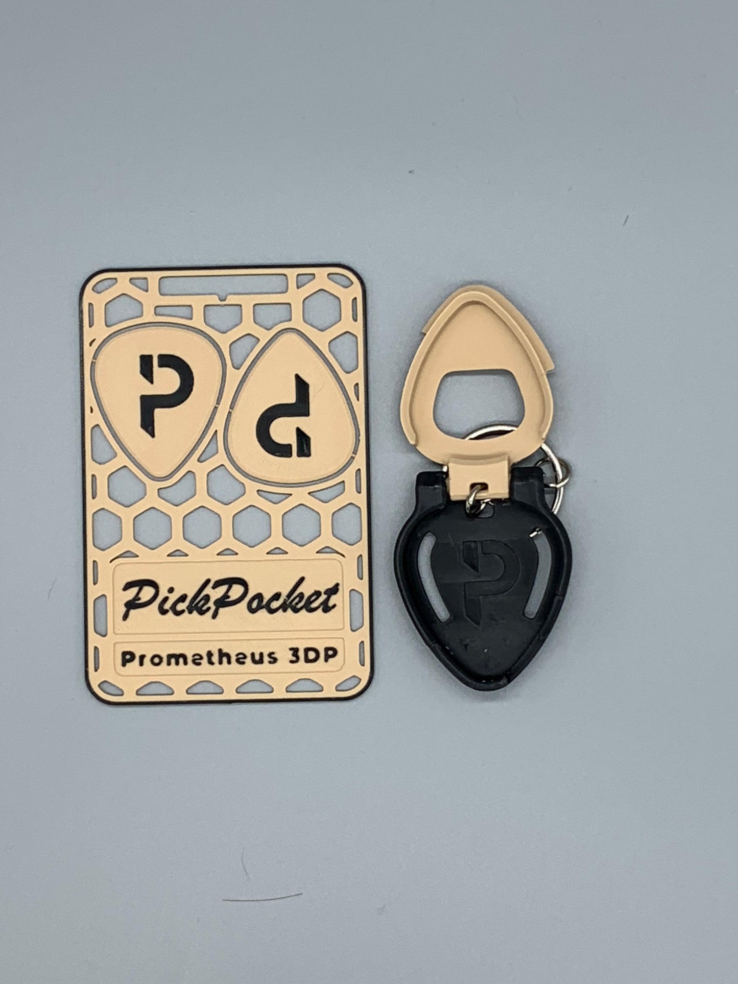 PickPocket - Black & Beige